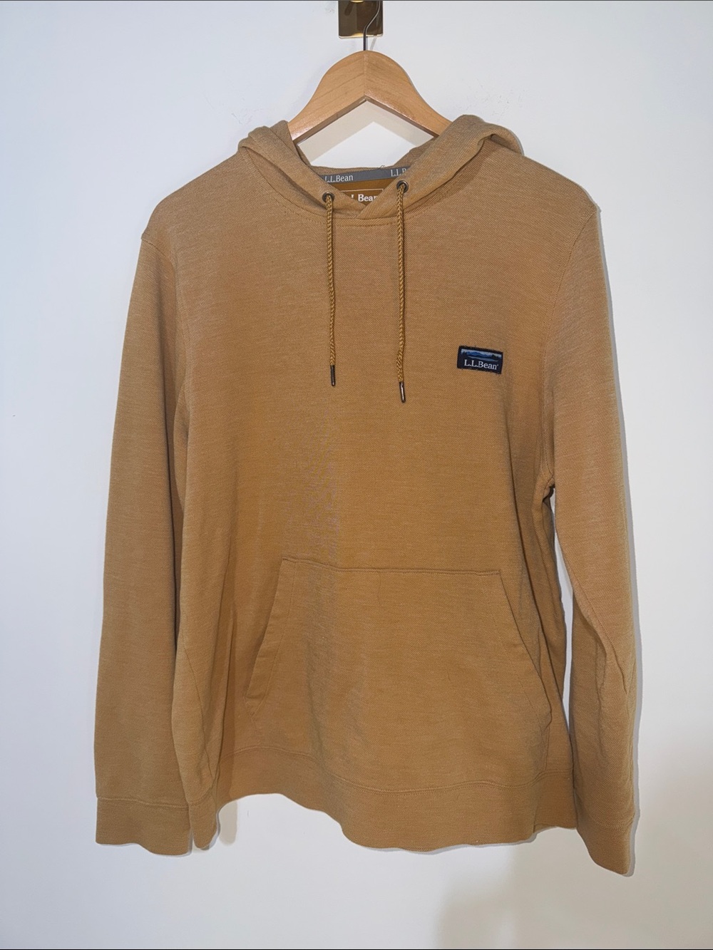 L.L. Bean Men's Tan mustard Crewneck Hoodie Sweatshirt size medium regular fit